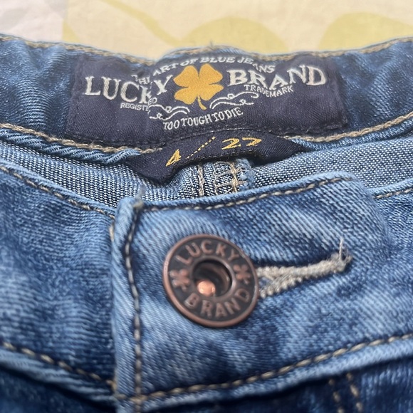 Lucky Brand Skinny Jeans 🩵 - Picture 2 of 3